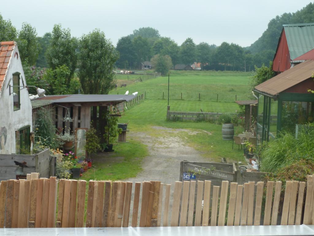 Studio With More Than A View Maldegem Zimmer foto